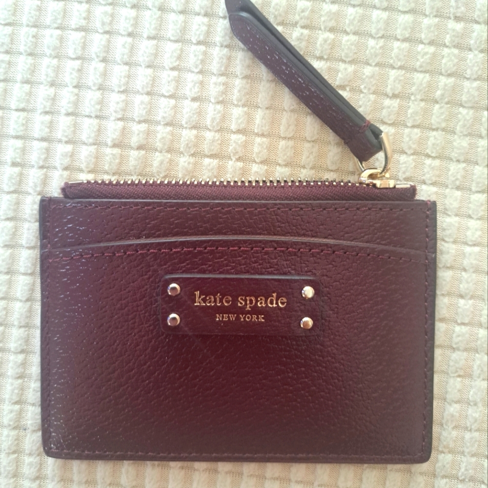 Kate Spade  Leather  Zip Card Holder Color Cherrywood